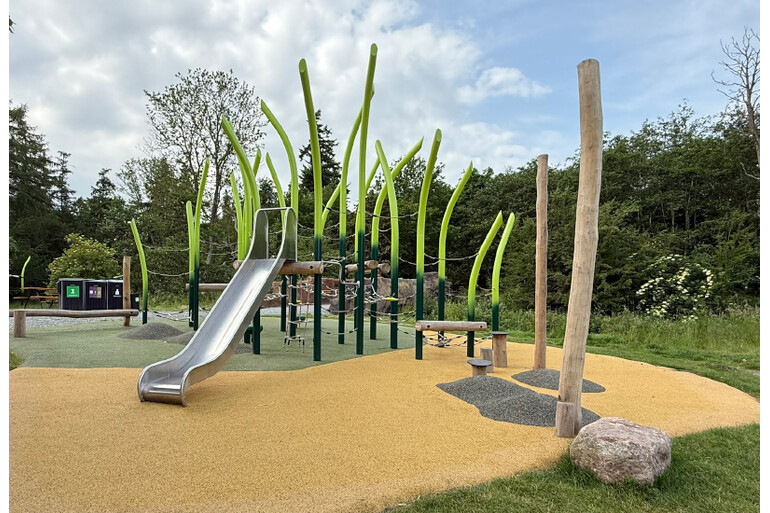Foto af Climbing Structure - Flora Play 5