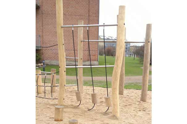 Foto af Obstacle course - vines w balance blocks h 3m and w 2m