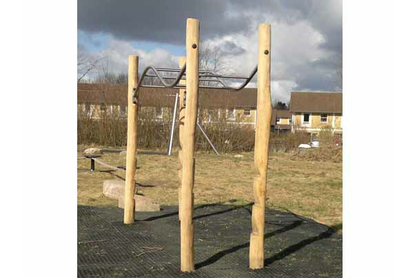 Foto af Obstacle course - monkey bars in wave formation h 2.1m and w 2.7m robinia