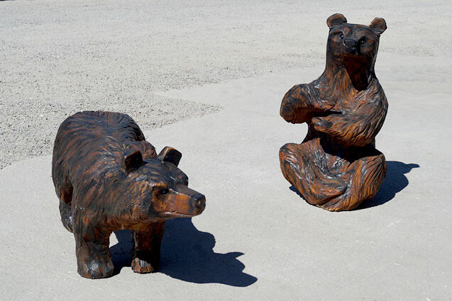 Play sculpture - bear