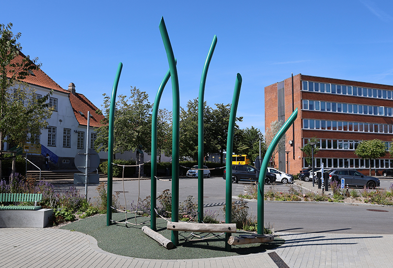 Banegårdspladsen, Vejen